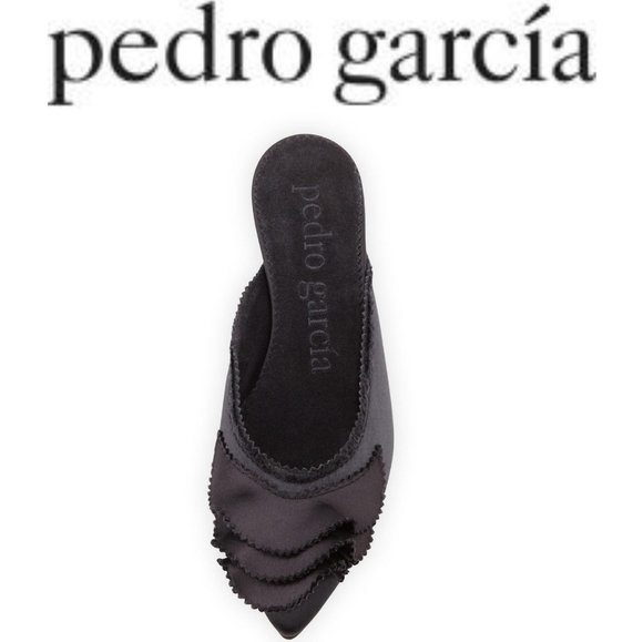 Pedro Garcia Shoes - NWT Pedro Garcia Alia Ruffled Satin Mule